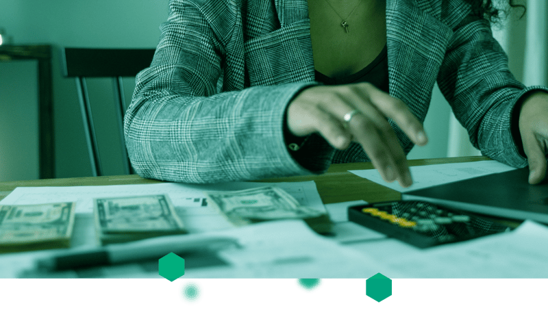 P&P Informática - El costo real de contratar talentos de IT: las razones para tercerizar